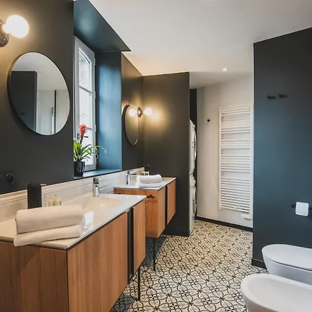 公寓 Luxury Cosy Family Nest In The Medieval Town *